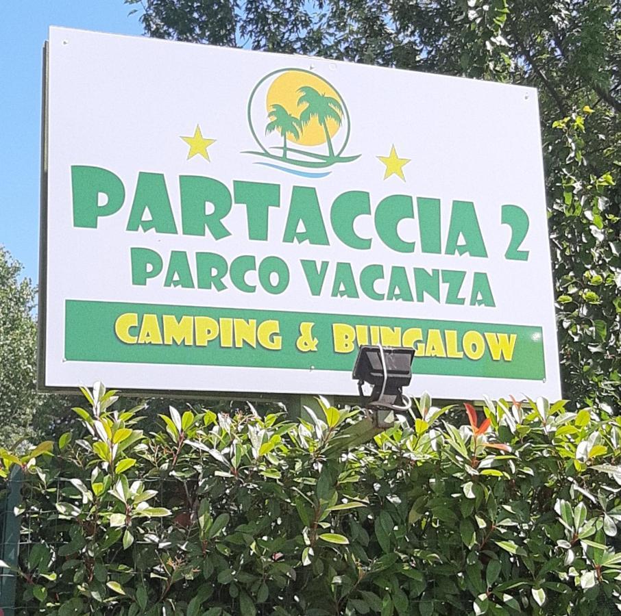 Camping Parco Vacanza Partaccia 2 Marina di Massa Exterior foto